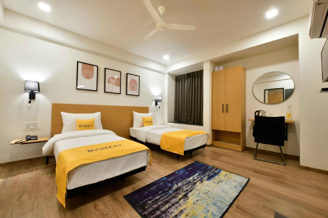 Banzai Rooms Nashik Exterior foto