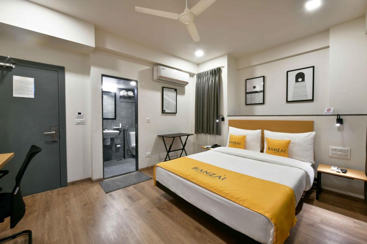 Banzai Rooms Nashik Exterior foto